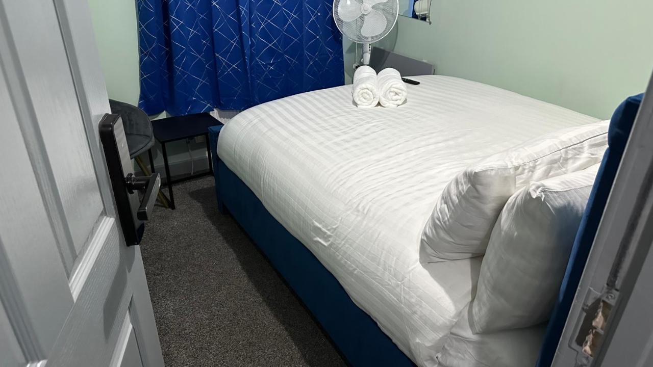 Homestay In Walsall Zewnętrze zdjęcie