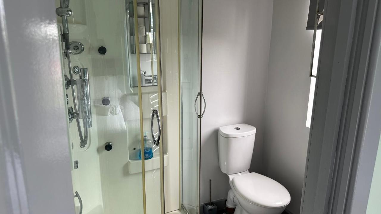 Homestay In Walsall Zewnętrze zdjęcie
